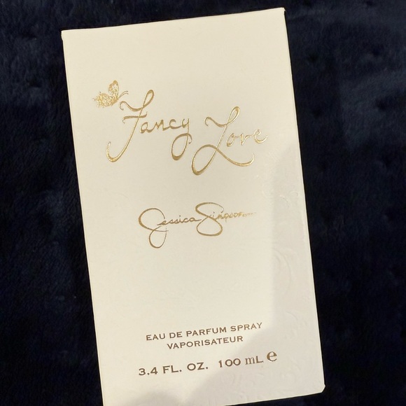 Jessica Simpson Fancy Love Eau de Parfum - Picture 1 of 5